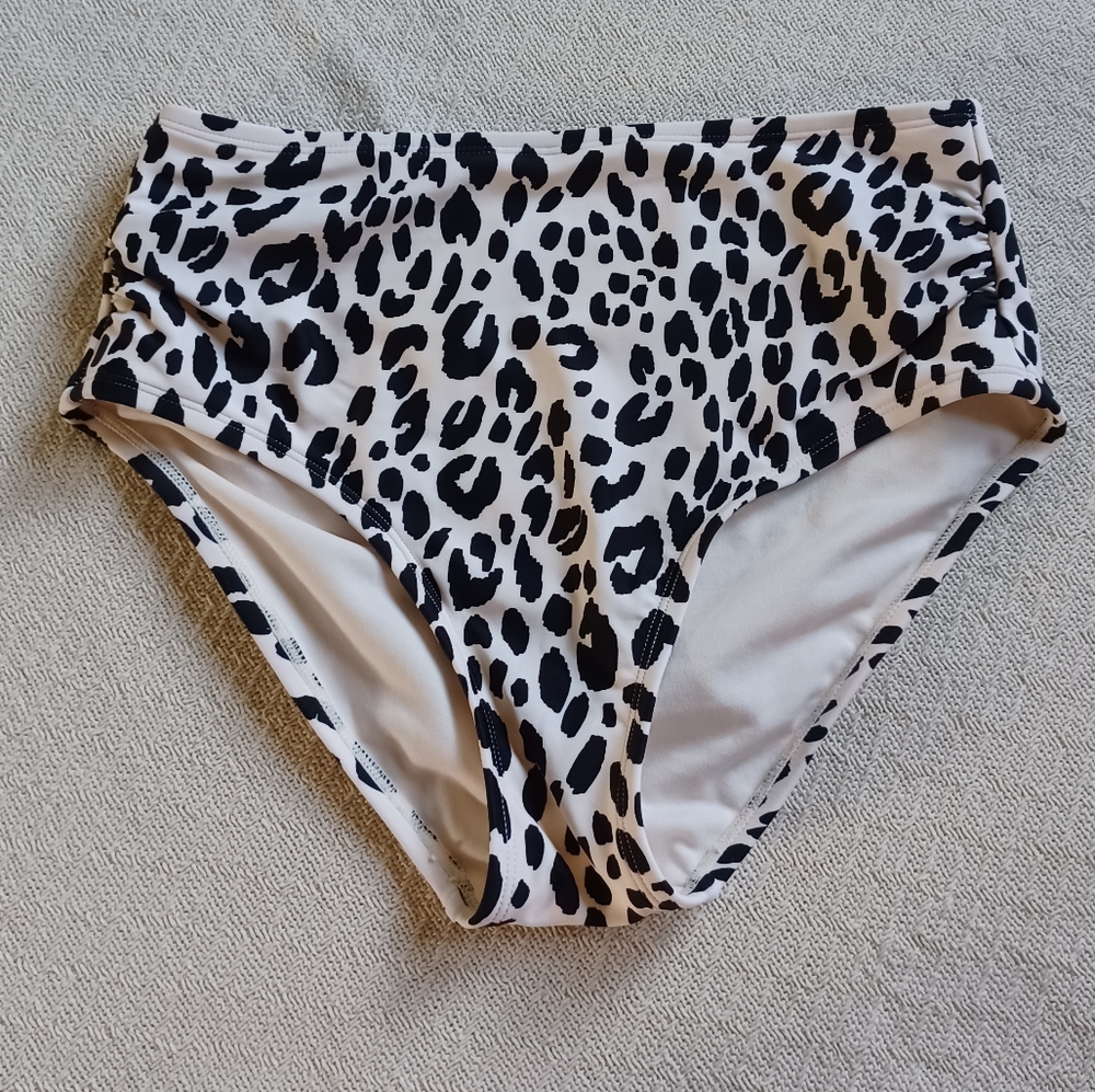 Kona sol ♡ bikini bottoms